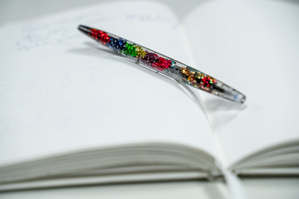 DIY your unique resin pen