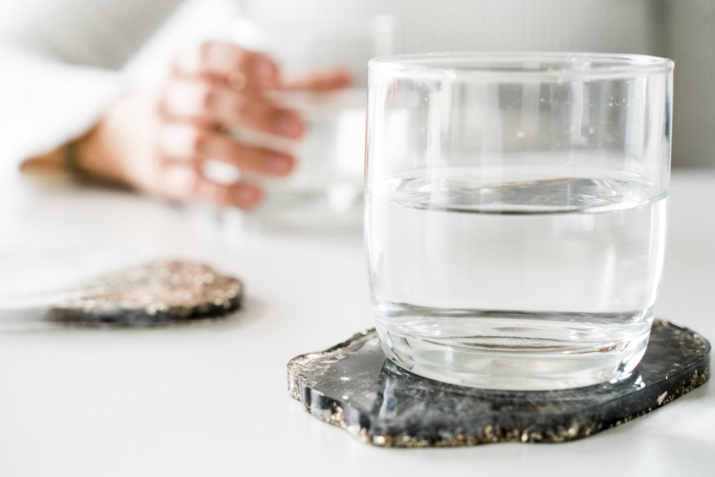 Make resin coasters yourself